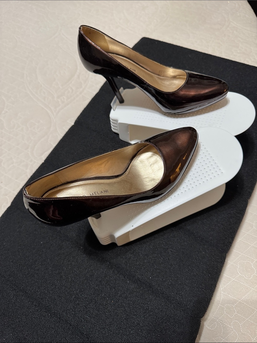 Women’s Brown Patent Leather Pointed Toe Pumps in Dark Brown